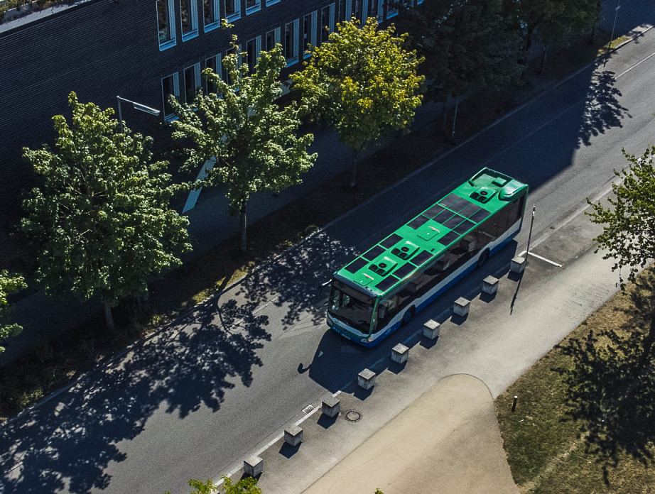 Das Solar Bus Kit wird der Branche zum ersten Mal vorgestellt.